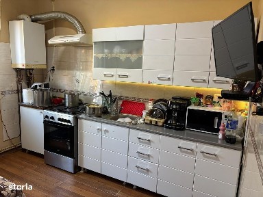 Vand apartament 2 camere Centru