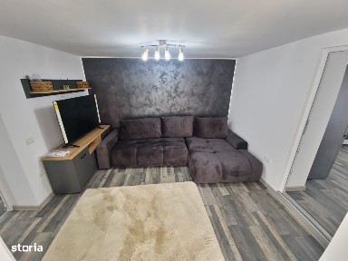 Casa individuala 3 camere foisor acoperit curte km 4