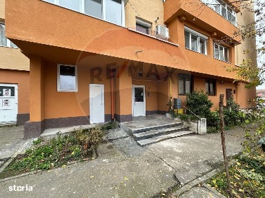De inchiriat apartament cu 2 camere în zona Central Salonta