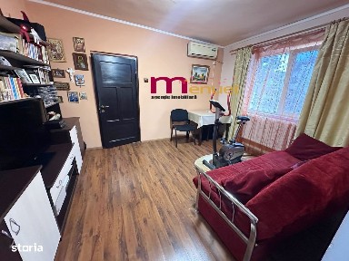 Apartament 3 camere,str.Spitalului