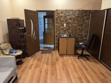 Casa de inchiriat, str Unirii si str Chendi