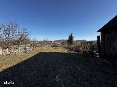 Casa de vânzare cu teren de 1600 mp, Dumbravioara, Ernei