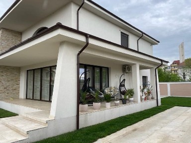 Casa de vanzare in Caracal, strada Primaverii