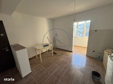 Apartament 2 camere, decomandat, etaj 4/4, zona SENS