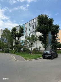 Vand apartament cu 2 camere