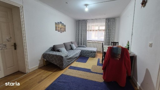Vanzare apartament 3 camere - 76 mp - zona centrala - strada Nicolae B