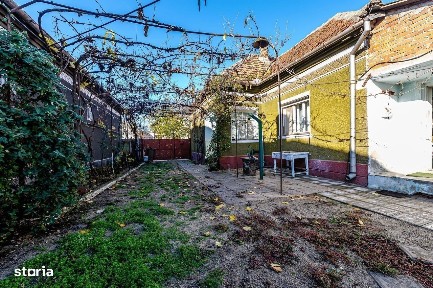 REZERVAT! Casa din caramida 3 camere - Teren 755 mp - Livada, Arad