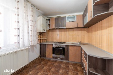 Strada Pietei, Racovita, Mioveni, Arges