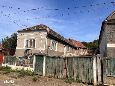 Casă în sat Feisa (com. Jidvei) - jud. Alba