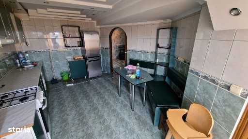 3 camere de inchiriat- Mobilat/Utilat - Chirie 400 €/luna -