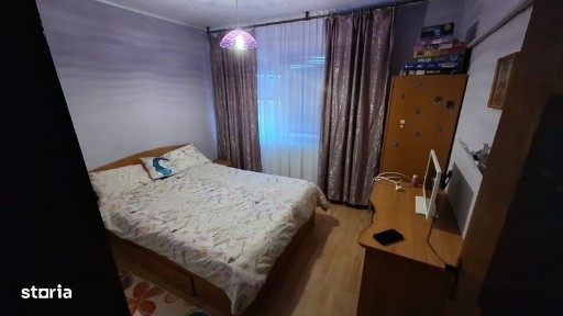 Inchiriez apartament 3 camere mobilat centrala AC mas spalat rufe vase