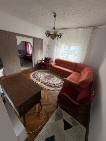 Inchiriez casa zona intim