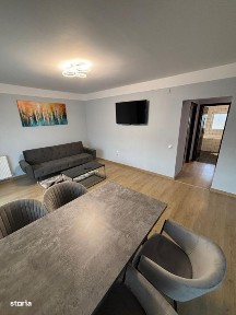 Apartament spatios cu 2 camere • Complet mobilat • Garaj • Flo