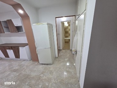 Inchiriez ap 2 camere Micalaca, Miorita