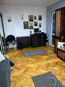 Apartament 3 camere de vânzare