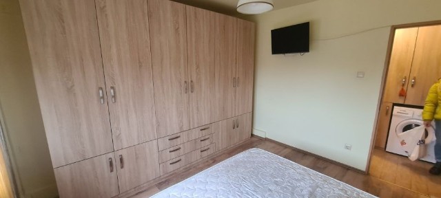 Inchiriez apartament 2 camere zona centrala