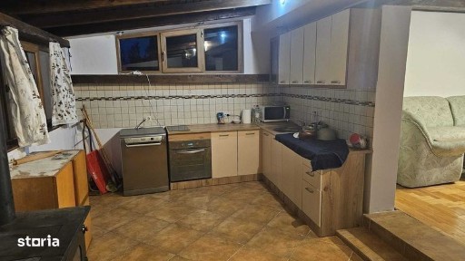 Ofer spre inchiriere casa in Sanpetru, curte,gradina si garaj