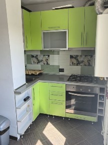 Închiriez apartament