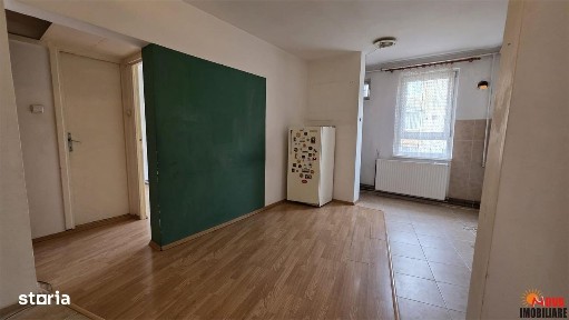 Apartament doua camere, decomandat, ASTRA et.2 - 77.500 EURO