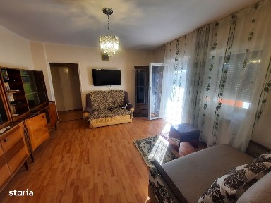 Vand apartament 3 camere M16 - Satu Mare