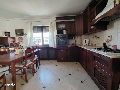 Central, Pitesti, Arges