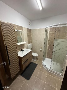 Vand garsoniera Pitesti, 2016, renovata recent modern, et. 3, Craiovei