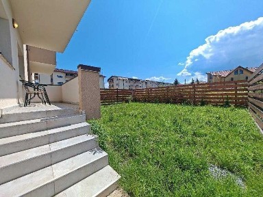 Inchiriem Garsoniera, Moderna, Gradina 67 Mp, Decomandata, Sanpetru