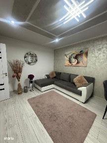 Apartament 3 camere complet renovat • Parter • Zona Comisia Centrala