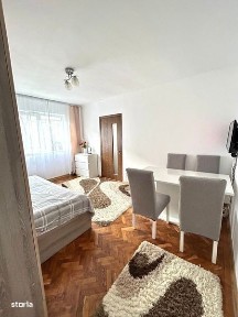 Vand apartament cu 2 camere