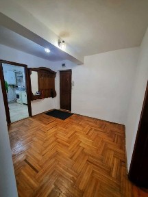 Apartament 3 camere decomandate Cremenea