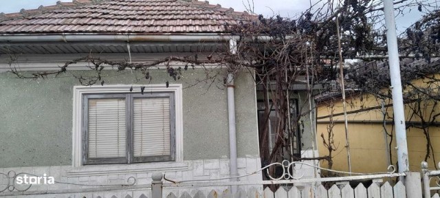 Casa de vanzare an 1980