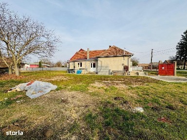 Spatiu Comercial in Rosiori