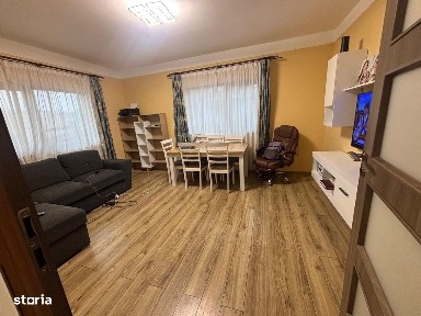 Casa cu 4 camere in Rediu