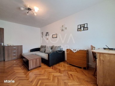 Apartament 2 camere, decomandat, Vasile Aaron