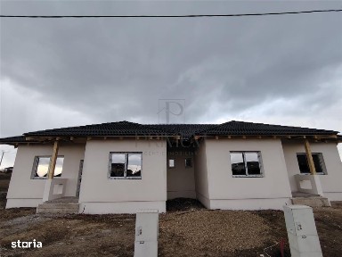COMISION ZERO - Duplex separat prin baie - toate utilitatile - proiect