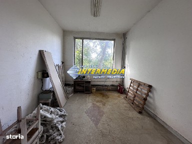 Spatiu comercial de inchiriat 250 patrati in Centru