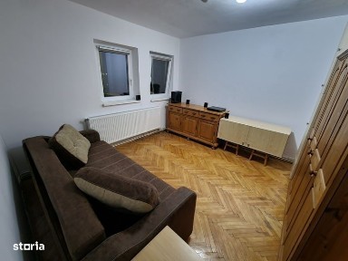 Garsoniera renovata si utilata