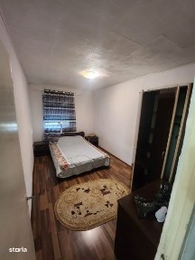 Vand apartament 3 camere