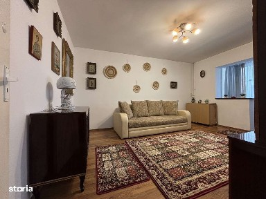 Apartament decomandat 3 camere,Tractorul