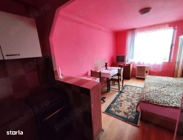 Garsoniera de 21 mp - Zona Micro 15, Strada Arinului, etaj 3/4