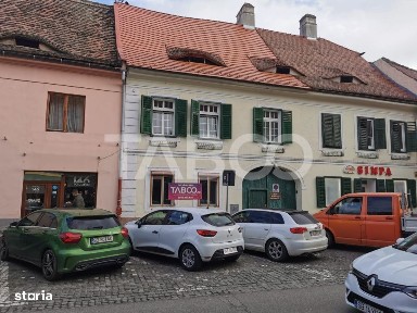 Apartament renovat de vanzare pe strada Ocnei din Sibiu