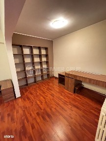 Etaj 1! Apartament 3 camere 90mp 2 bai, 4 balcoane, Pacurari