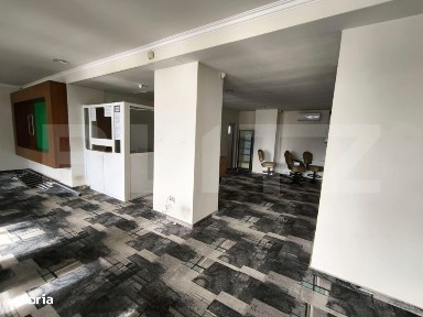 Spatiu comercial stradal, 70 mp utili, cu vitrina, zona Dunarea-Romane