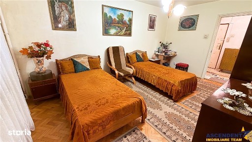 FILM&3D! Refugiu urban,decomandat, farmec autentic,balcon spatios,Damb