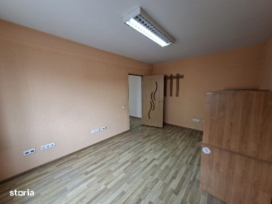 Vanzare - Apartament cu 2 camere, etaj 1, ultracentral