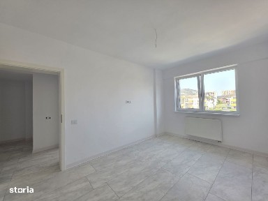 Apartament cu 3 camere in vila, zona Tractorul