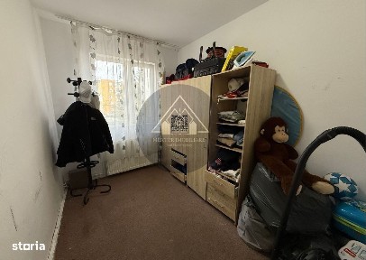 Apartament 3 camere, Medias