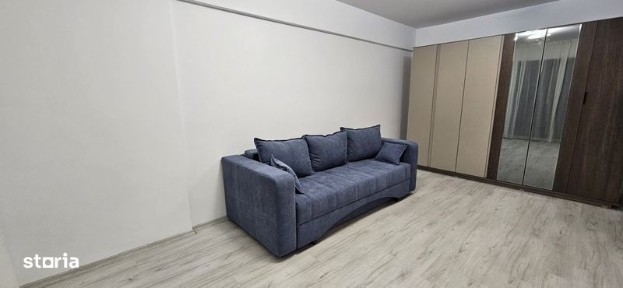 Particular inchiriez apartament doua camere