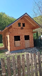 Cabana de vânzare