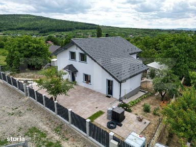 Casa 5 camere in Barnova, 150 mp utili si 1000 mp teren